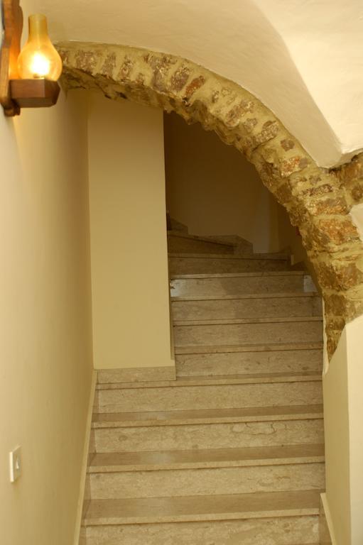 Hotel L'Antipapa Fondi Exterior foto